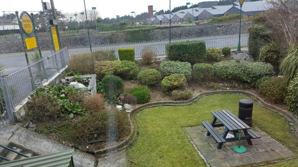 Anno Santo Hotel Galway Esterno foto